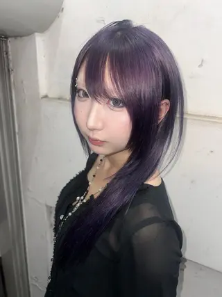 ロング AIRA/ブリーチ ‪/透明感カラーのヘアスタイル