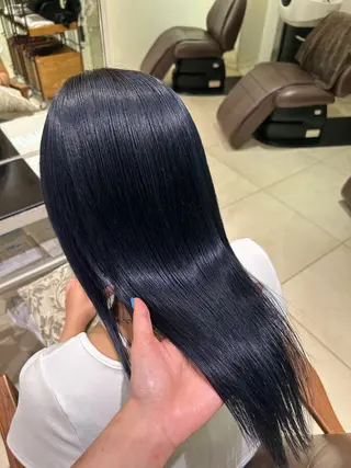 カラー momo🍑/顔周り カット/透明感カラーのヘアスタイル