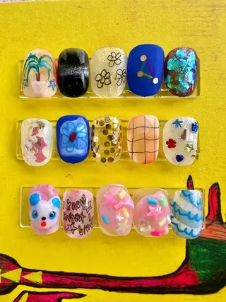 ネイル Total Beauty Salon CURE 津田沼店所属・イエティ .のネイルデザイン