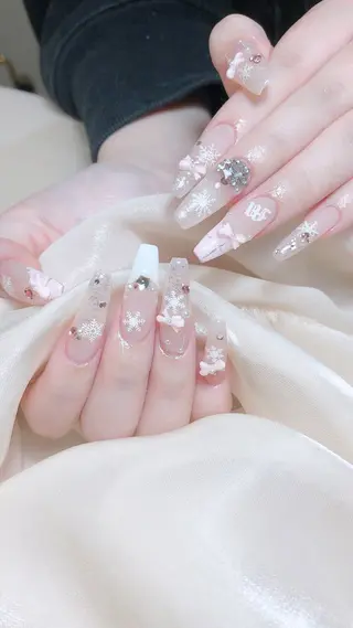 ネイル LR.ONE ヨウのネイルデザイン