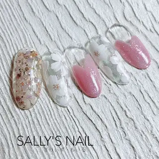 セミロング 野村 リサのネイルデザイン