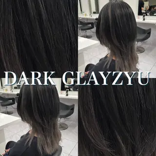 セミロング 寒色＆ブリーチ特化 寒色MiOのヘアスタイル