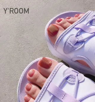 ネイル YUKA （ネイリスト）のネイルデザイン