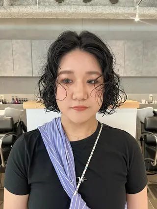 ショート パーマ 桃果 momokaのヘアスタイル