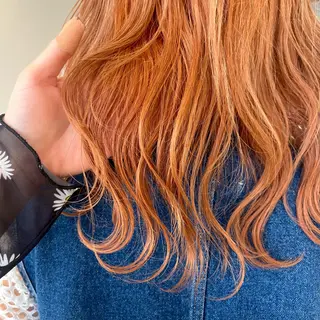 カラー RUA 🪽🤍のヘアスタイル