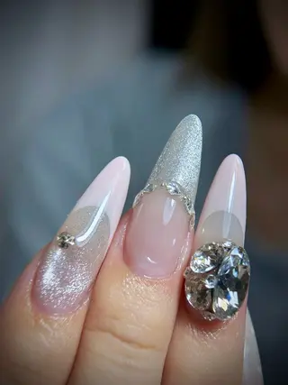 ネイル Rola kira nail salon所属・Rola kira 麗のネイルデザイン
