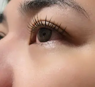 マツエク・マツパ N.BLANC所属・御成門 まつ毛眉毛サロンのマツエク・マツパデザイン