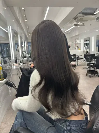 セミロング emi 韓国ワンホンヘアのヘアスタイル