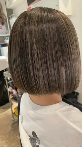 ミディアム カラー 🔹TOMO🔹 圧倒的経験値🔹のヘアスタイル