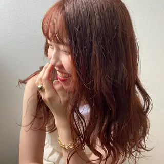 セミロング カラー ELLE&SALLY 石野のヘアスタイル