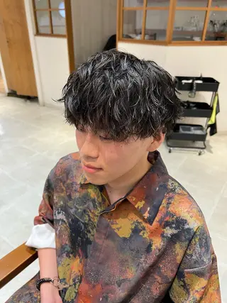 メンズ 白髪ぼかし/白髪 メッシュ/ゆうとのヘアスタイル