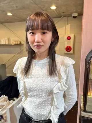 ミディアム iru所属・mi kiのヘアスタイル