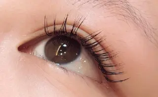 マツエク・マツパ 石渡このみ 🍊レイヤーカットのヘアスタイル