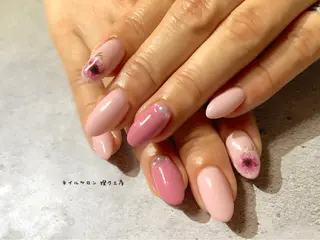 ネイル 伊藤 美里のネイルデザイン