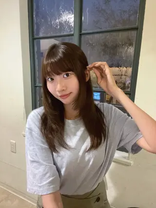 セミロング 奥村 悠菜のヘアスタイル