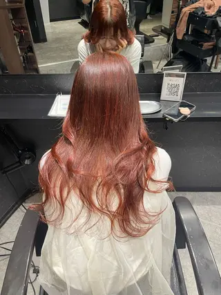 ロング 西村 桃花のヘアスタイル