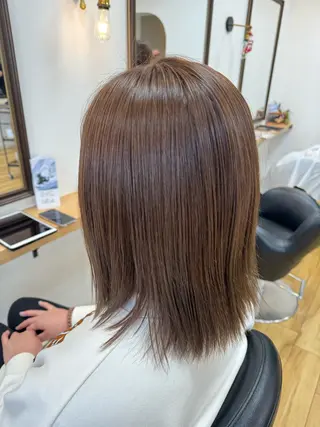 ミディアム カラー 川畑 陽奈のヘアスタイル