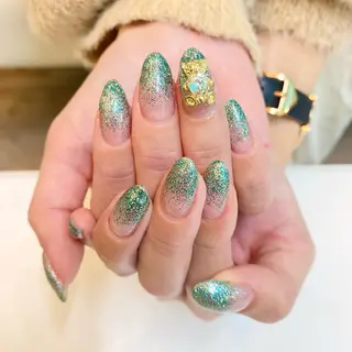 ネイル Kira-ra所属・Kira-ra💎 KIRARIのネイルデザイン