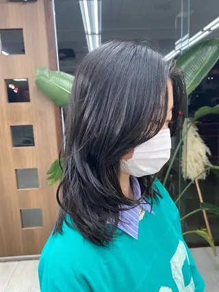 ミディアム 月野涼風 /レイヤーカットのヘアスタイル