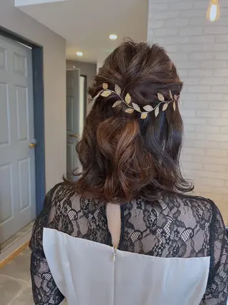 ミディアム カラー ヘアアレンジ 緒方 つばさのヘアスタイル