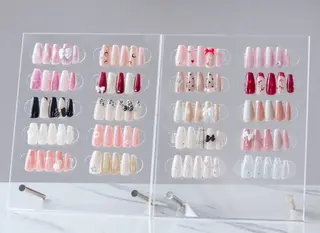 ネイル LUNON 竹ノ塚店所属・LUNON 竹ノ塚店のネイルデザイン