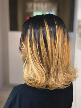 ミディアム EIGHT 船橋のヘアスタイル