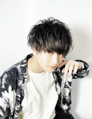 ショート パーマ メンズ 大橋 拓巳のヘアスタイル