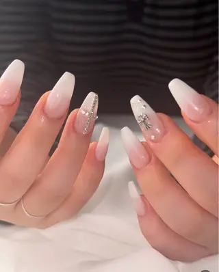 ネイル Lyna Nailのネイルデザイン