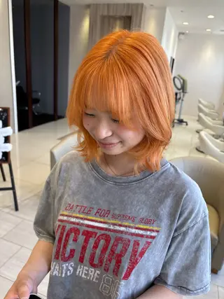 ショート カラー 石坂 瀬音のヘアスタイル