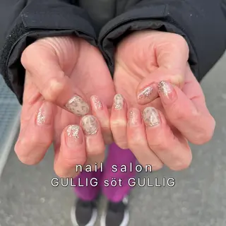 ネイル GULLIG söt GULLIGのネイルデザイン