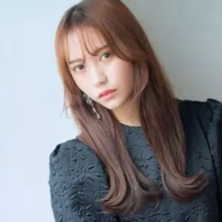 カラー ロング リトル大宮所属・キクチ ミクのヘアスタイル