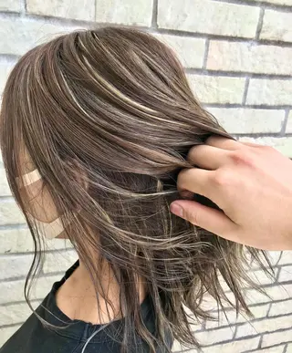 カラー エリアマネージャー 復活の大澤竜馬のヘアスタイル