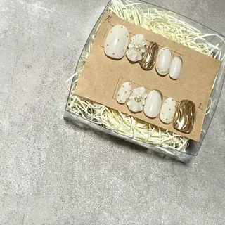 ネイル Revia所属・Revia おおだちあやなのネイルデザイン