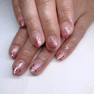 ネイル Eyelash salon mee所属・小船 莉穂のネイルデザイン