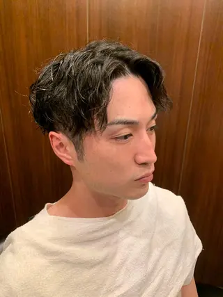ショート パーマ プレミアムバーバー新宿店所属・新宿駅近！ 💈口コミ多数✨のヘアスタイル