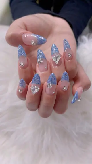 ネイル 菲菲ネイルサロン所属・FF フィフィネイルサロンのネイルデザイン