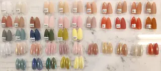 ネイル FIRST 姪浜 Jrネイリスト　aiのネイルデザイン