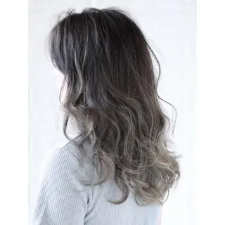 セミロング カラー KIZU 髪質改善 オカルト怪談のヘアスタイル