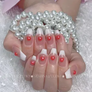 ネイル 玲央 YOYOのネイルデザイン