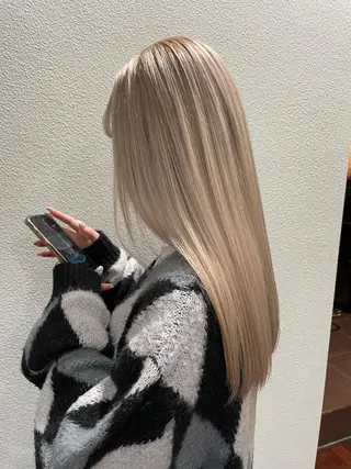 ロング カラー 佐藤 来輝のヘアスタイル