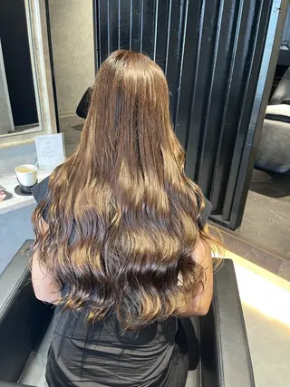 ロング ハイトーン ／ レイヤー/吉田陸斗のヘアスタイル