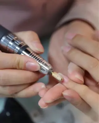 ネイル BETTER ME ネイルサロン池田公園のネイルデザイン