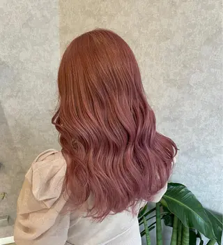 セミロング カラー Taku /ケアハイトーンのヘアスタイル