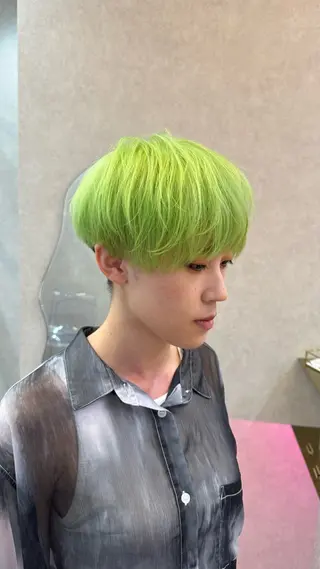 ショート カラー ケアブリーチ 韓国レイヤーKYONのヘアスタイル