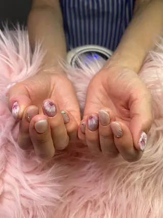 ネイル ネイルサロンキュアイスト所属・キュアイスト アコパラジェル調布のネイルデザイン