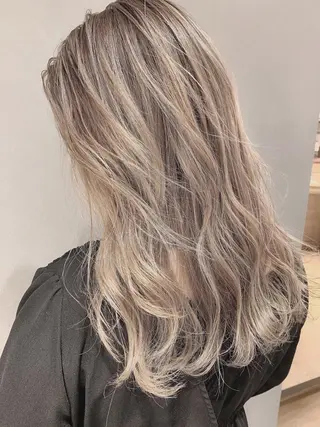 セミロング カラー box mico. mutsumiのヘアスタイル