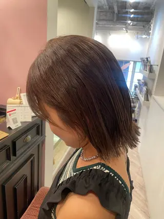 ミディアム カラー UNHAIRbyshiomi H所属・十川 明優花のヘアスタイル