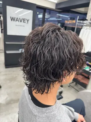 ミディアム パーマ メンズ ハイトーンカラー メンズパーマだいきのヘアスタイル