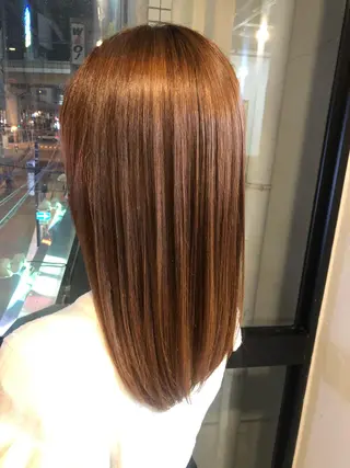 ミディアム カラー 髪質改善&ブリーチ 伊勢 祐一郎のヘアスタイル