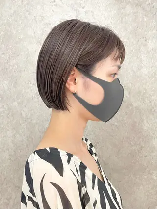 ショート ⭐ハイトーンブリーチ ミルクティーピンクのヘアスタイル